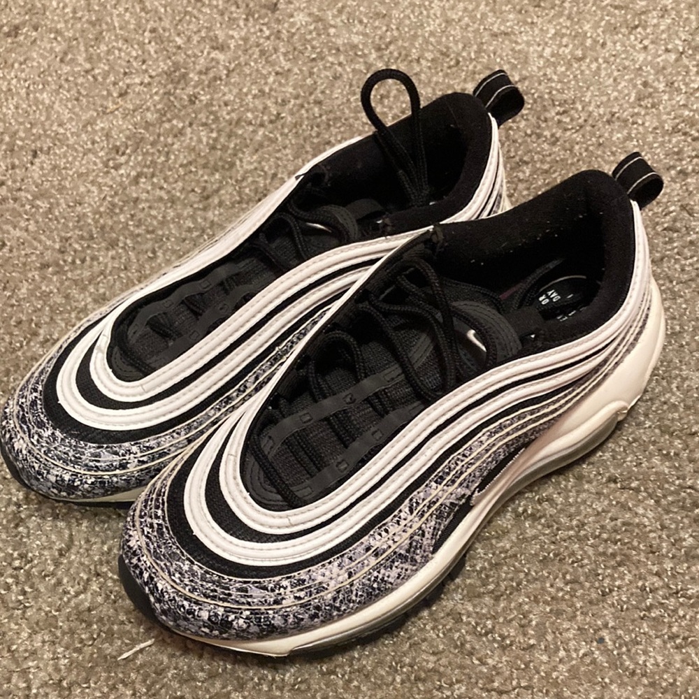 Nike snake print shoes